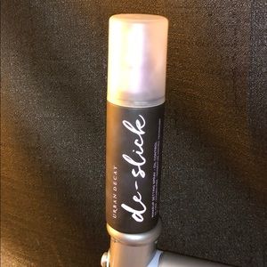 Urban Decay DeSlick Setting Spray